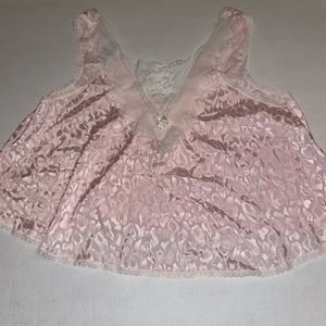 Lily of France sleep top!